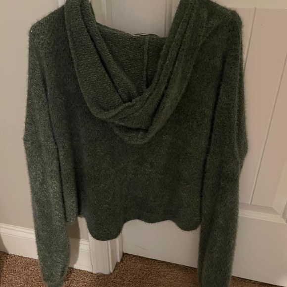 Womens sweater - Picture 2 of 2